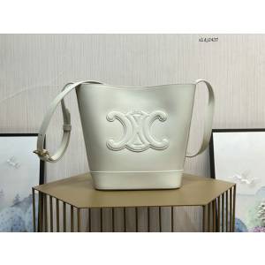 Celine專櫃2023s春夏新品CUIR TRIOMPHE小號繡花光滑牛皮水桶包 賽琳百搭斜挎肩背女包 sldj2437