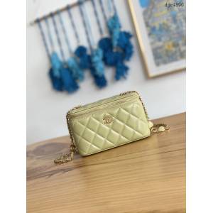 Chanel專櫃2022p新款口紅包 81226淡黃 香奈兒羊皮瑪瑙五金口紅包 djc4590
