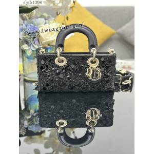 Dior专柜新款迪奥高仿原单Lady D-Joy小号刺绣珠片黑色手提包 djfk1398
