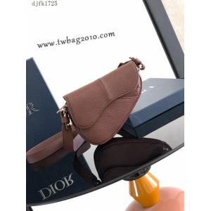 Dior专柜2025新款男装系列马鞍包迪奥高仿原单牛皮男士斜挎包 djfk1725