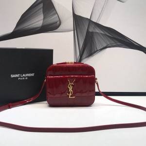 YSL专柜款女包 聖羅蘭經典款Vicky絎縫漆皮相機包 YSL肩背斜挎包 555052  jjh1065
