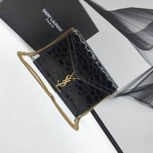 YSL专柜款女包 聖羅蘭經典款CASSANDRA翻蓋信封包 YSL肩背斜挎包 532750  jjh1068