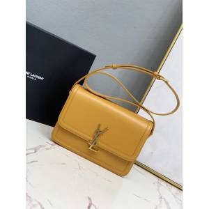 YSL专柜款女包 聖羅蘭經典款MONOGRAM金屬旋扣大號郵差包 YSL肩背斜挎包 634305  jjh1077