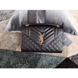 YSL专柜款女包 聖羅蘭經典款原廠皮ENVELOPE粒面壓花絎縫紋中號信封包 487206  jjh1166