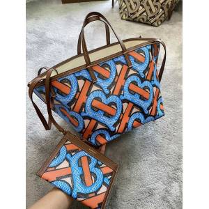 Burberry專門店新款沙灘托特包 巴寶莉女款手提購物袋購物包 yxb1067