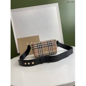 Burberry專門店新款Vintage格紋拼皮革斜背包帆布包 巴寶莉女款單肩斜挎包 yxb1198