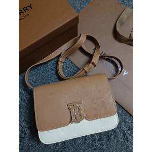 Burberry專櫃新版型立挺TB專屬標識鎖扣包 巴寶莉粒紋皮單肩斜挎女包 yxb1221