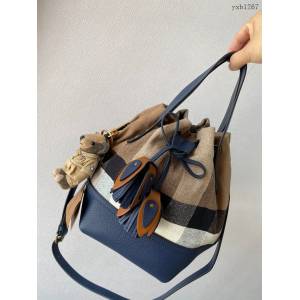 Burberry專門店新款Canvas格紋水桶包 巴寶莉肩背斜挎女包 yxb1267