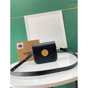 Burberry專門店新款小號斜背包 巴寶莉全皮肩背女包 yxb1289