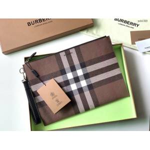 Burberry專門店新款男士手拿包 巴寶莉格紋環保帆布拉鏈收納袋 yxb1320