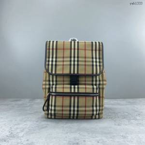 Burberry專門店新款後背書包 巴寶莉格紋棉質男士雙肩背包 yxb1333