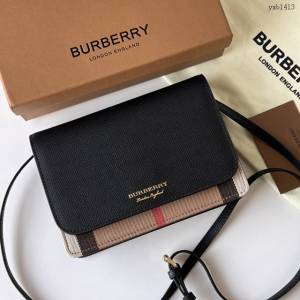 Burberry專門店新款兩用小肩包手包 巴寶莉翻蓋單肩斜挎女包 yxb1413