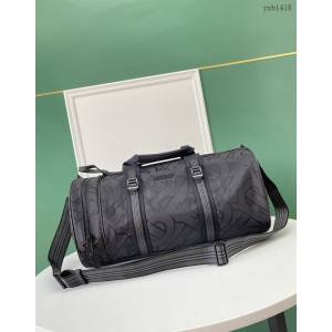 Burberry專門店新款旅行袋Thomas專屬標識提花單肩挎背包 巴寶莉The Barrel巴瑞爾包 yxb1418