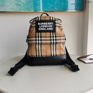 Burberry專門店新款格紋雙肩包 巴寶莉原版經典格子男士後背包 yxb1499