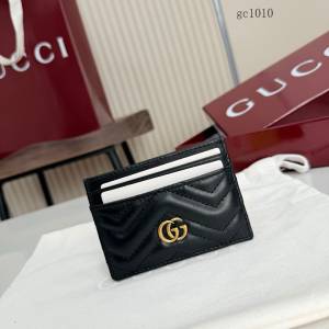 Gucci專櫃2026新款絎縫V型納帕羊皮革卡包 古馳Marmont女士卡套名片夾 443127  gc1010