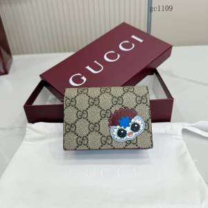 Gucci專櫃2026新款卡通錢夾 古馳Besties系列男女按扣錢包卡包 855384  gc1109